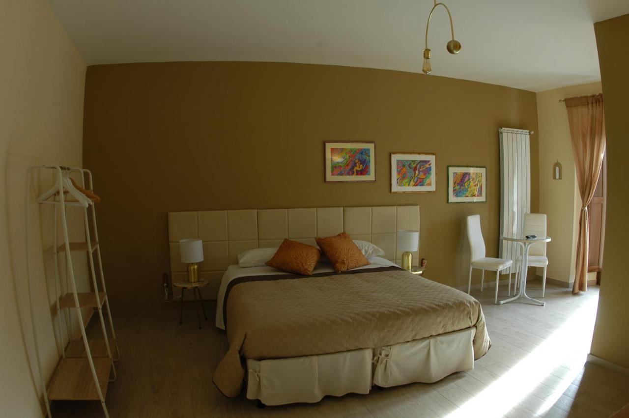 Dimora Offidius Bed & Breakfast L'Aquila Exterior photo